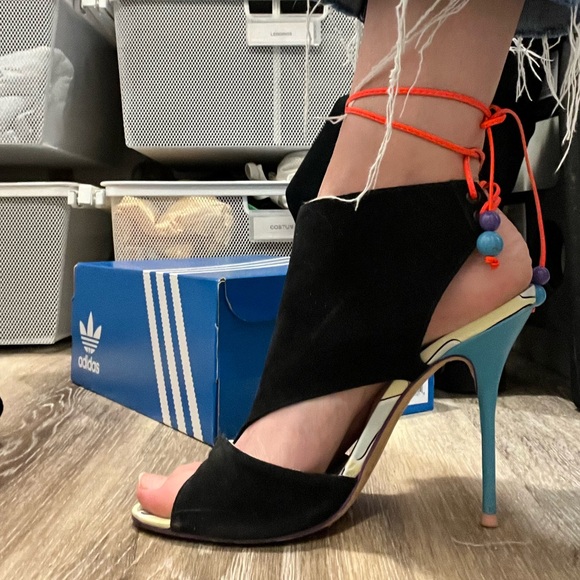 Sale! Sophia Webster Bobbi Twist Sandal with Box! - Picture 2 of 7